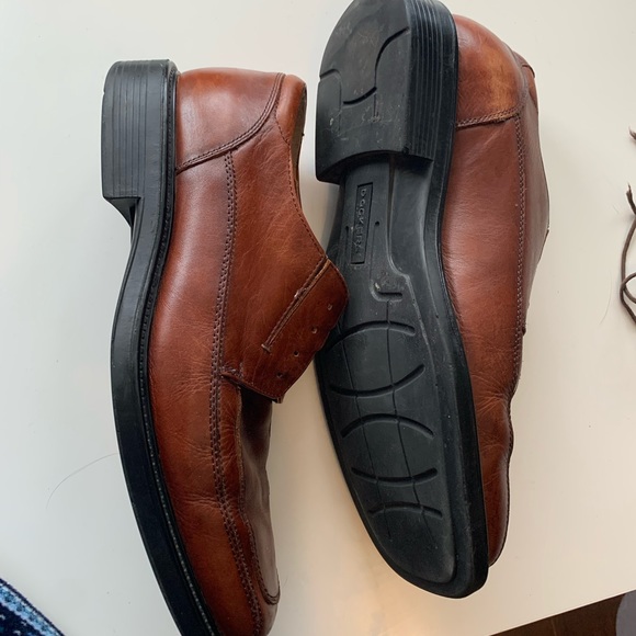 Dockers 10.5 Wide - Picture 2 of 11